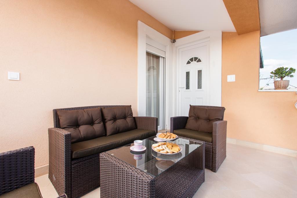 Apartment Nika Spalato Esterno foto